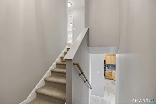 $335,000 | 135 New Britain Avenue, Unit 5, Plainville, CT 06062