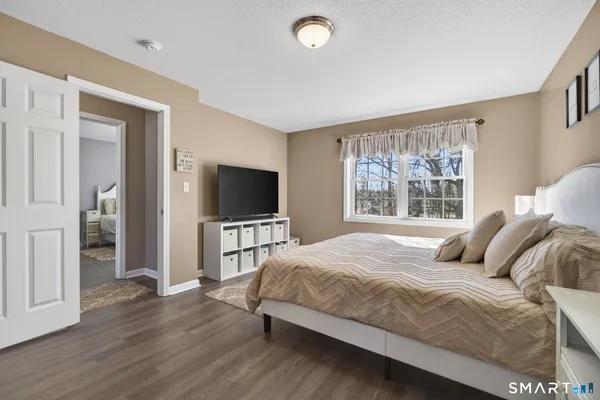 $335,000 | 135 New Britain Avenue, Unit 5, Plainville, CT 06062