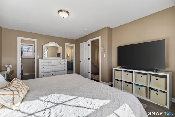 $335,000 | 135 New Britain Avenue, Unit 5, Plainville, CT 06062
