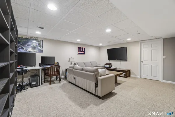 $335,000 | 135 New Britain Avenue, Unit 5, Plainville, CT 06062