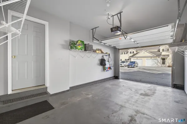 $335,000 | 135 New Britain Avenue, Unit 5, Plainville, CT 06062