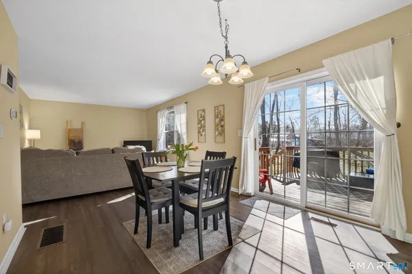 $335,000 | 135 New Britain Avenue, Unit 5, Plainville, CT 06062