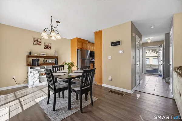 $335,000 | 135 New Britain Avenue, Unit 5, Plainville, CT 06062