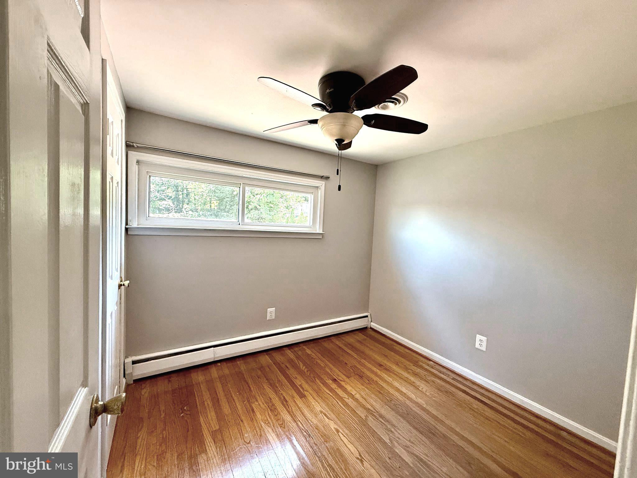 5720 Oakland Road Baltimore, MD 21227 - Photo 17 of 30