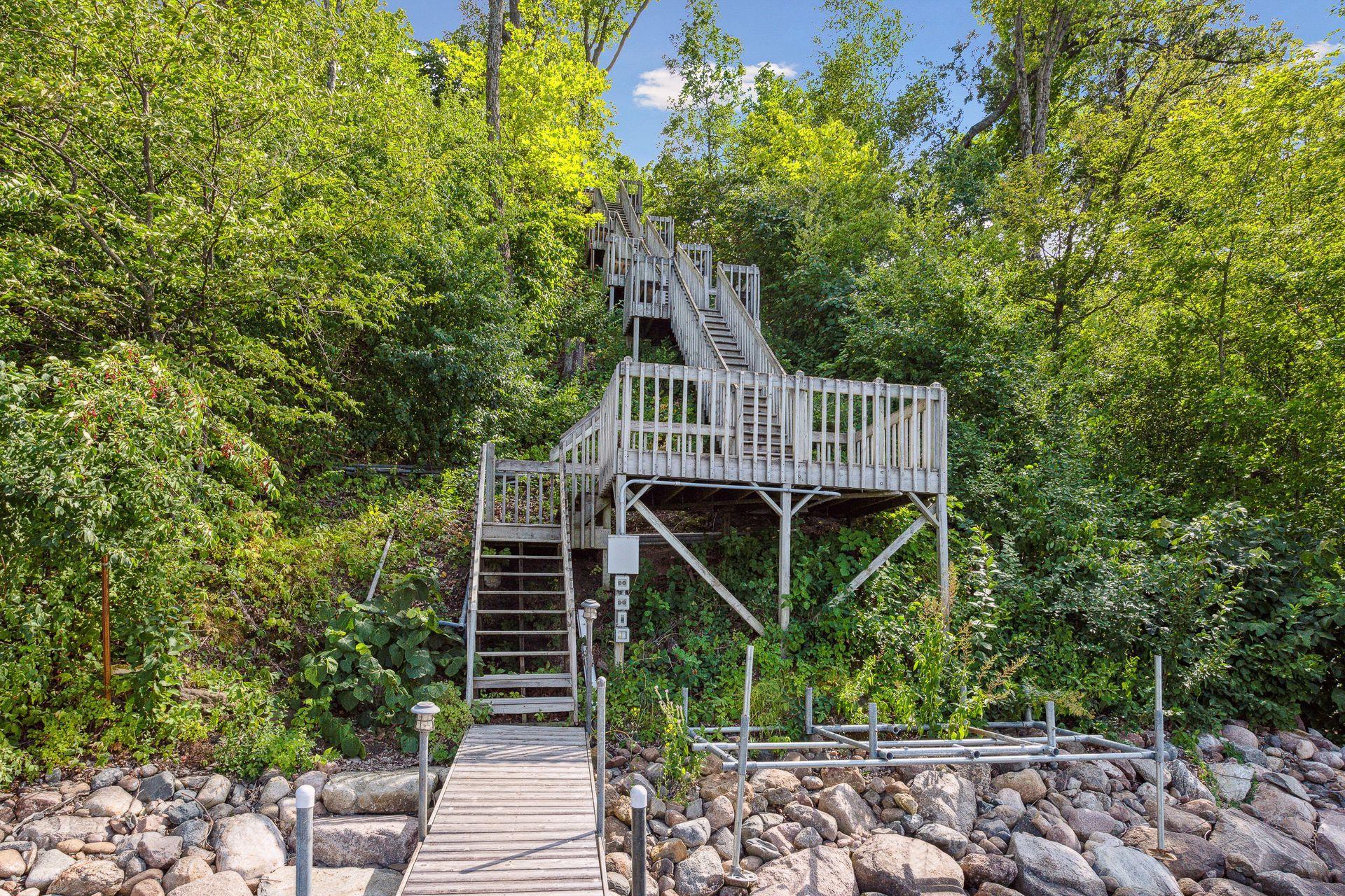 6417 Virginia Drive Victoria, MN 55331 - Photo 5 of 96