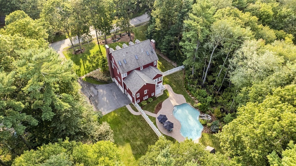 15 Stanley Road Norton, MA 02766 - Photo 5 of 42 Gallery Image 5