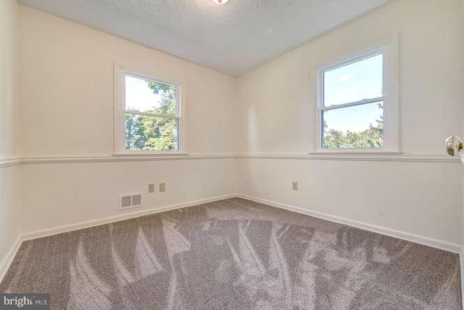 15715 Barnesville Road Boyds, MD 20841 - Photo 15 of 30 Bedroom second of 3