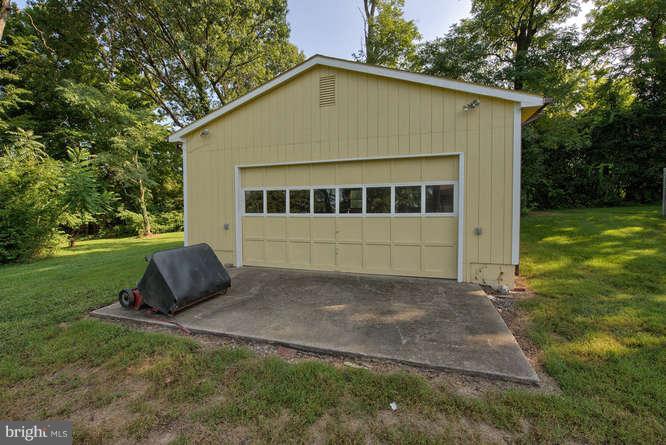 15715 Barnesville Road Boyds, MD 20841 - Photo 20 of 30 Exterior (Rear) garage with workshop