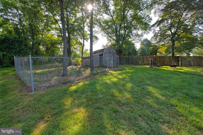 15715 Barnesville Road Boyds, MD 20841 - Photo 22 of 30 Exterior (Rear) with dog pen