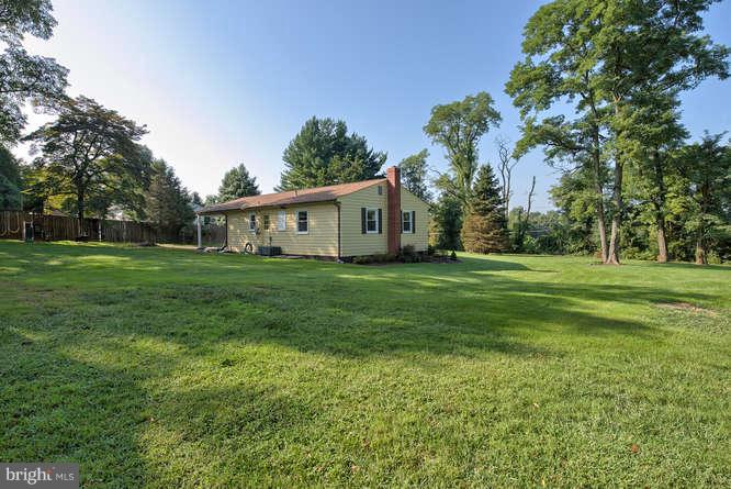 15715 Barnesville Road Boyds, MD 20841 - Photo 25 of 30 Exterior (Rear side yard