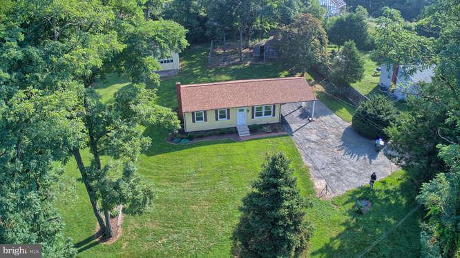 15715 Barnesville Road Boyds, MD 20841 - Photo 29 of 30 Country setting yet close to Clarksburg outlets