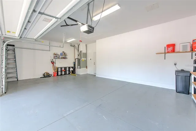 $3,500 | 5943 Jasper Glen Drive, Lithia, FL 33547