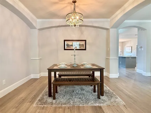 $4,600 | 251 North Maple Glade Circle, The Woodlands, TX 77382