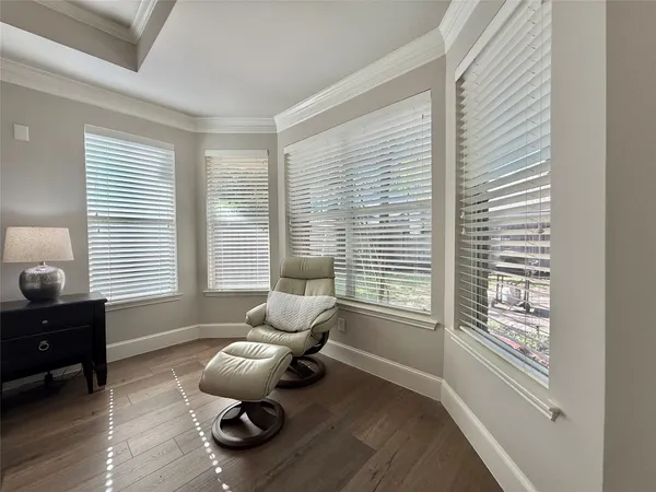 $4,800 | 251 North Maple Glade Circle, The Woodlands, TX 77382