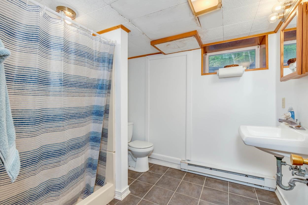 383 Concord Stage Road Weare, NH 03281 - Photo 28 of 39