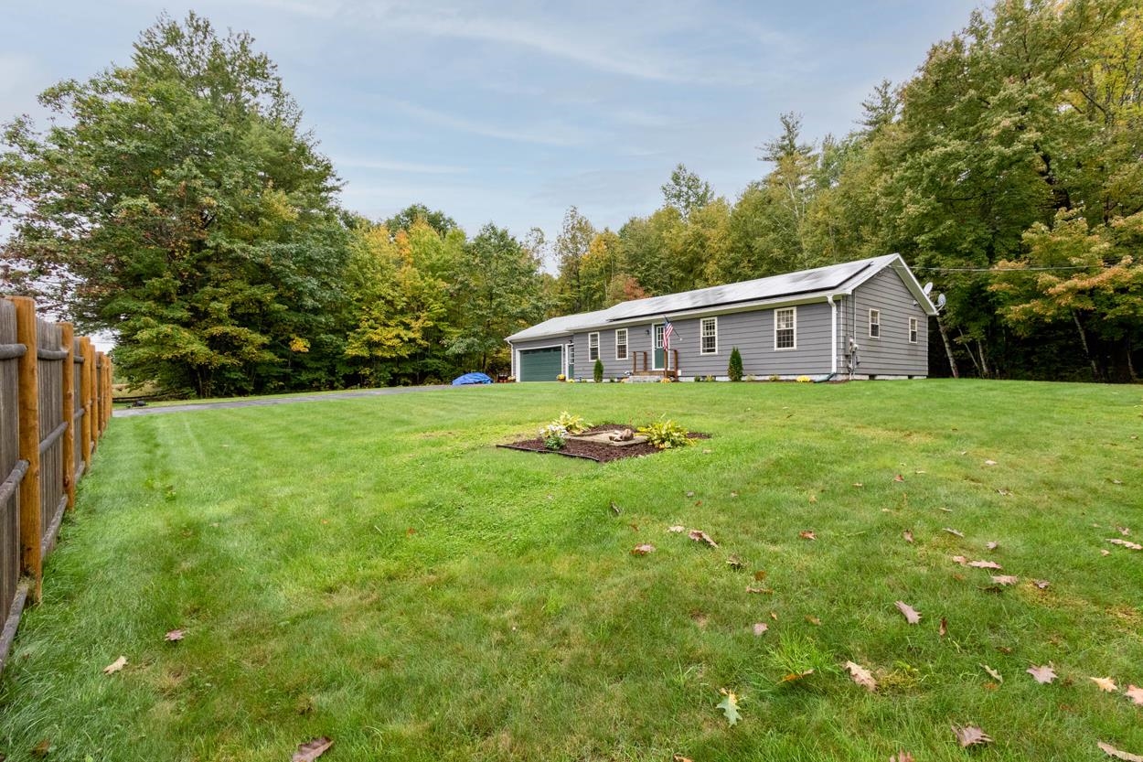 383 Concord Stage Road Weare, NH 03281 - Photo 4 of 39