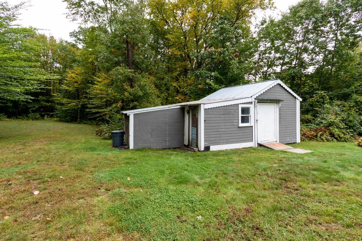 383 Concord Stage Road Weare, NH 03281 - Photo 31 of 39