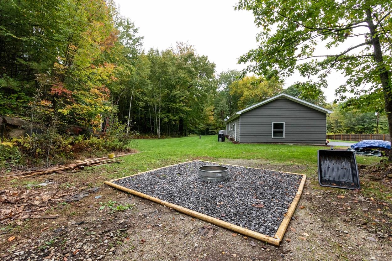 383 Concord Stage Road Weare, NH 03281 - Photo 36 of 39