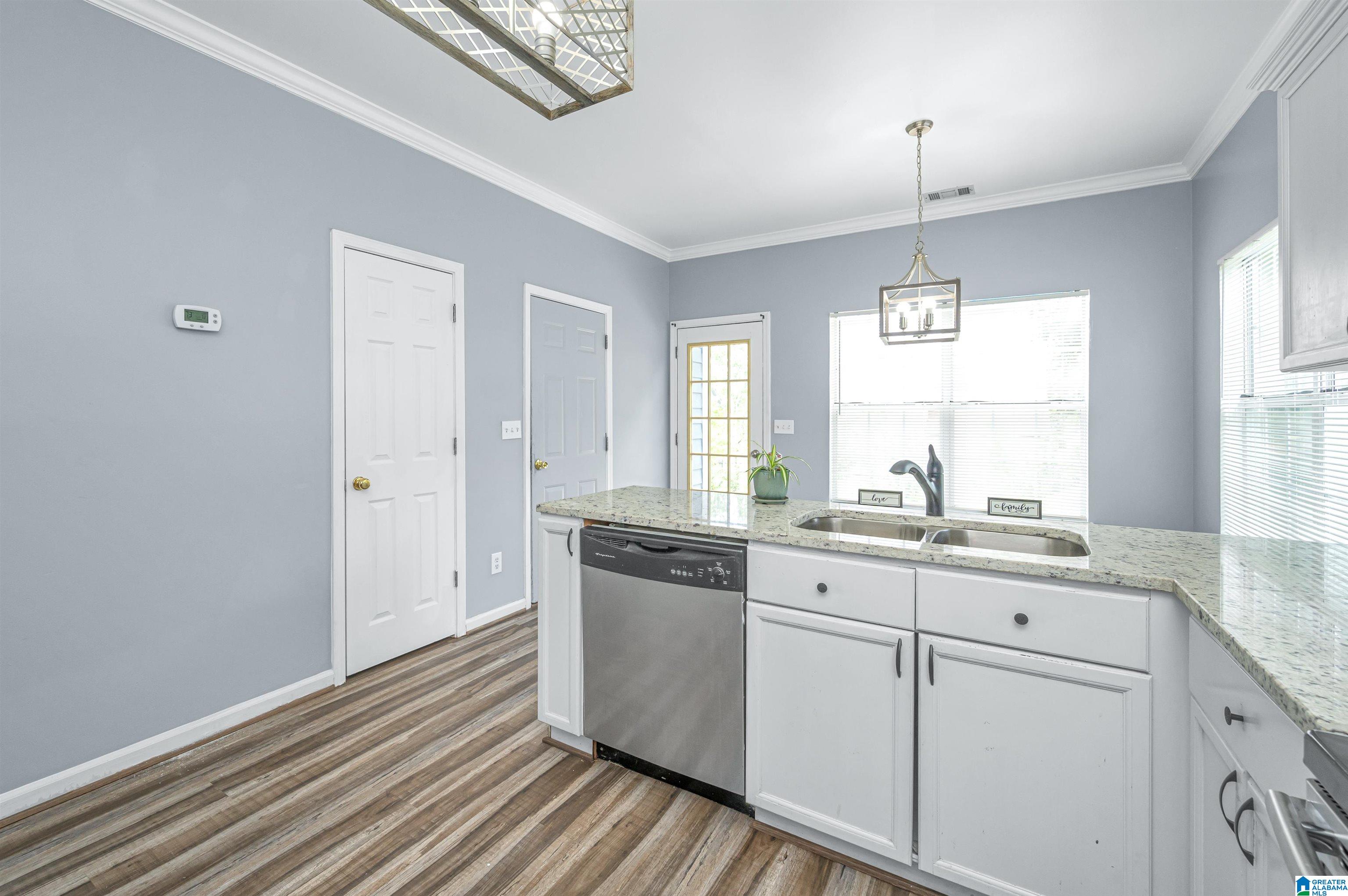 136 Blue Spring Place Alabaster, AL 35007 - Photo 15 of 41 Gallery Image 15
