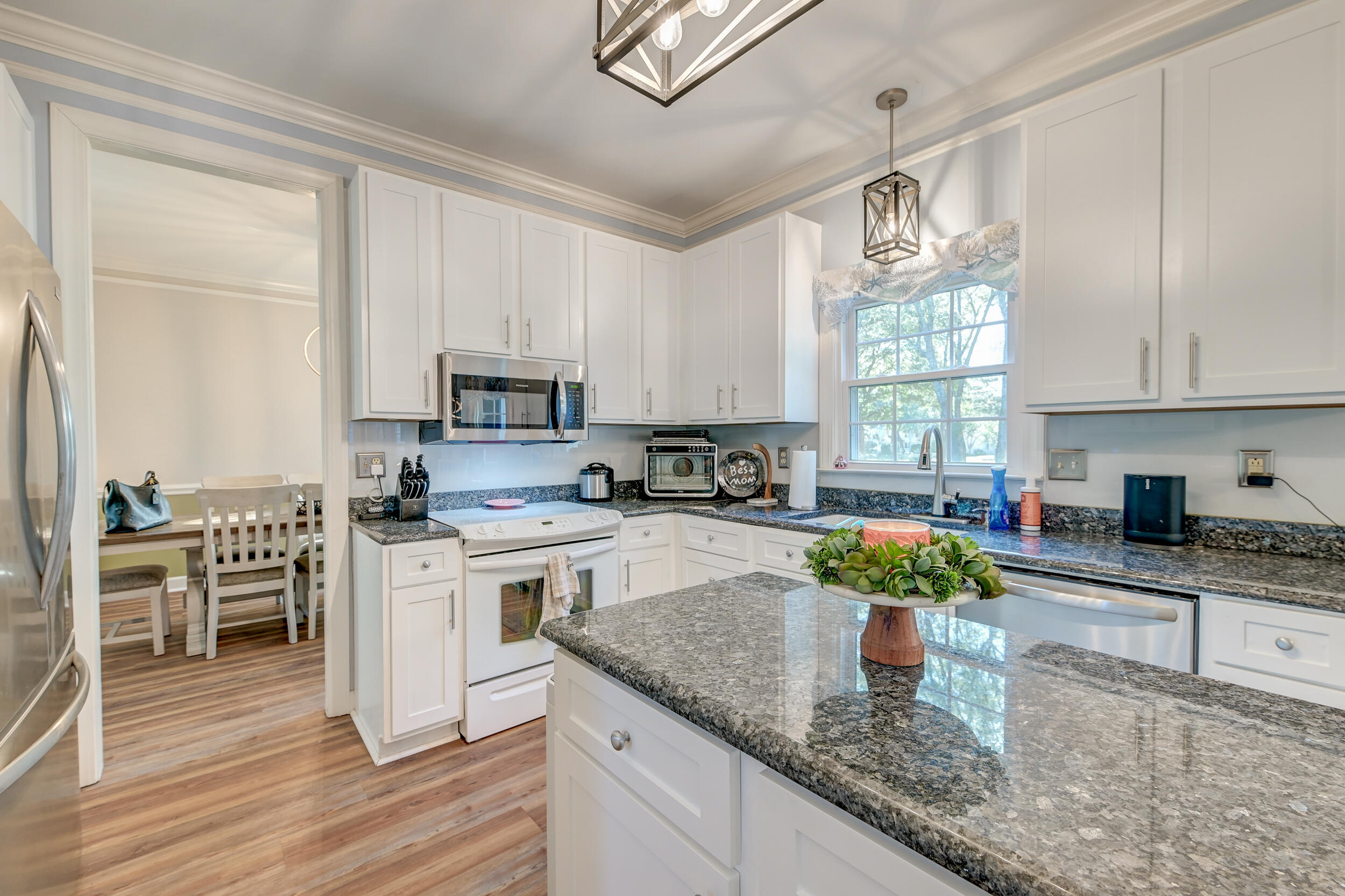3164 Linksland Road Mount Pleasant, SC 29466 - Photo 10 of 64 DSC_7403_4_5_6_7
