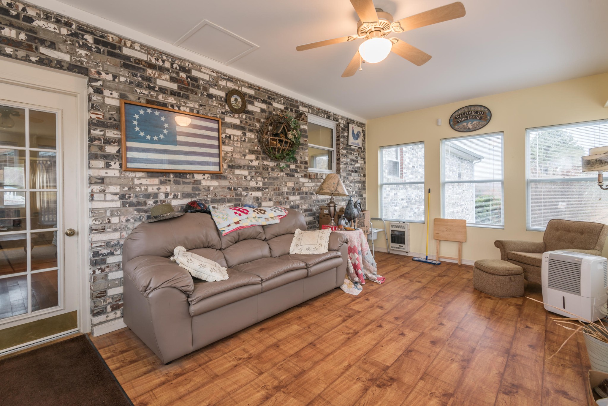 275 North Ridge View Road Luttrell, TN 37779 - Photo 4 of 27 a living room with furniture and a large window