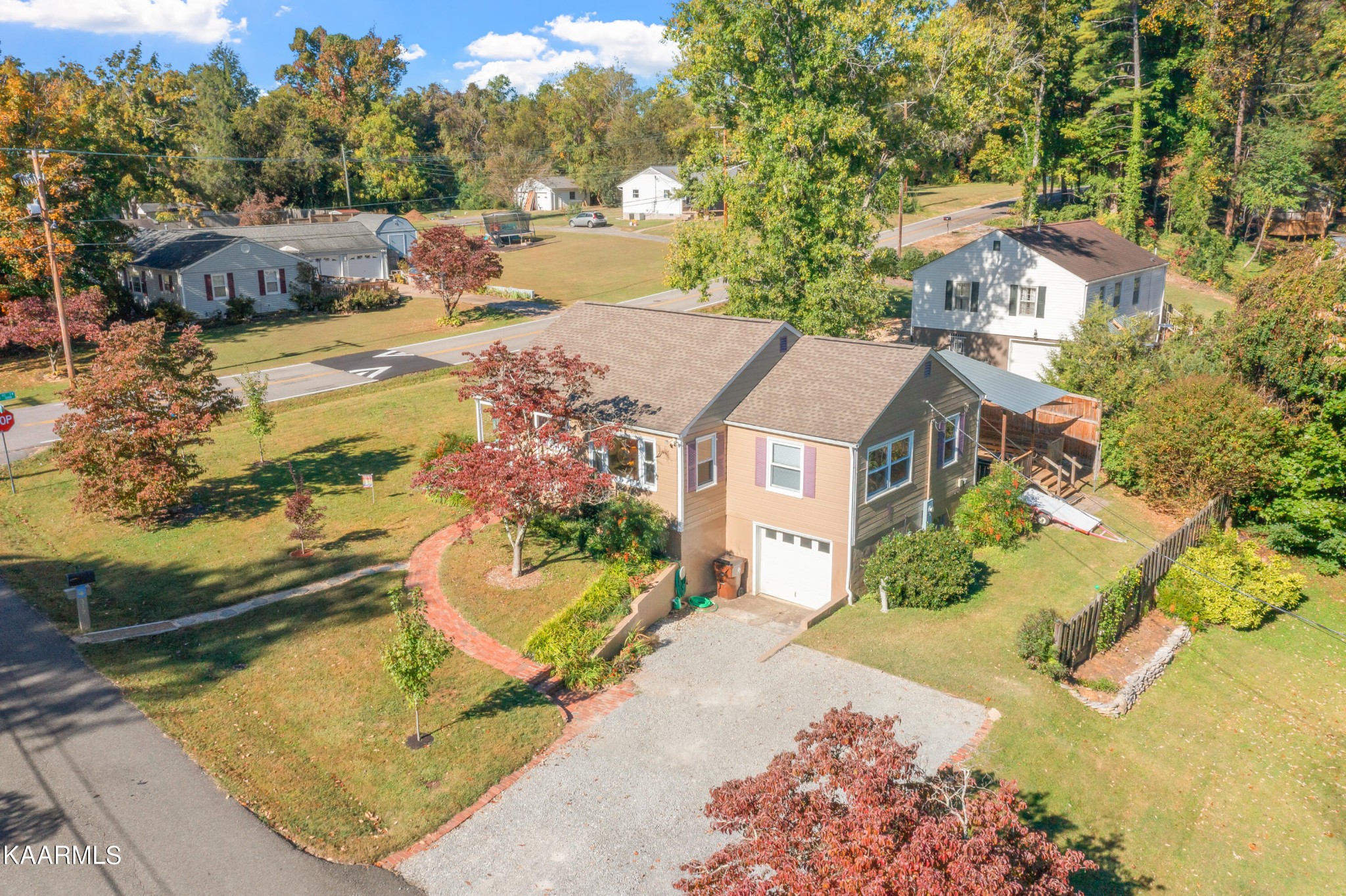 319 Hamilton Road Knoxville, TN 37920 - Photo 2 of 40 Gallery Image 2