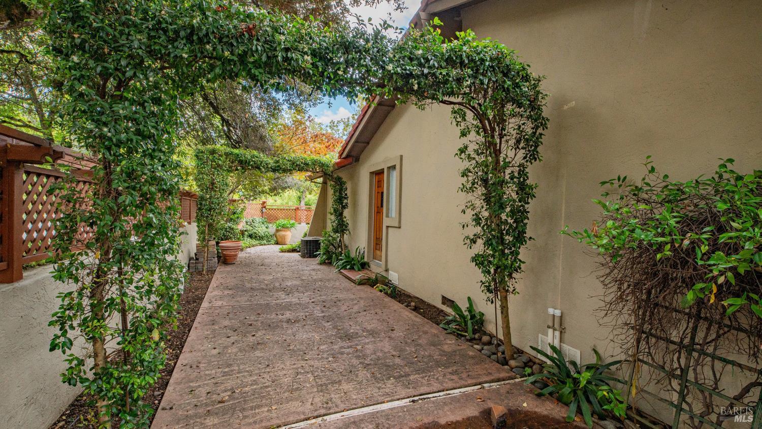 22 Greengate Court Santa Rosa, CA 95409 - Photo 17 of 73