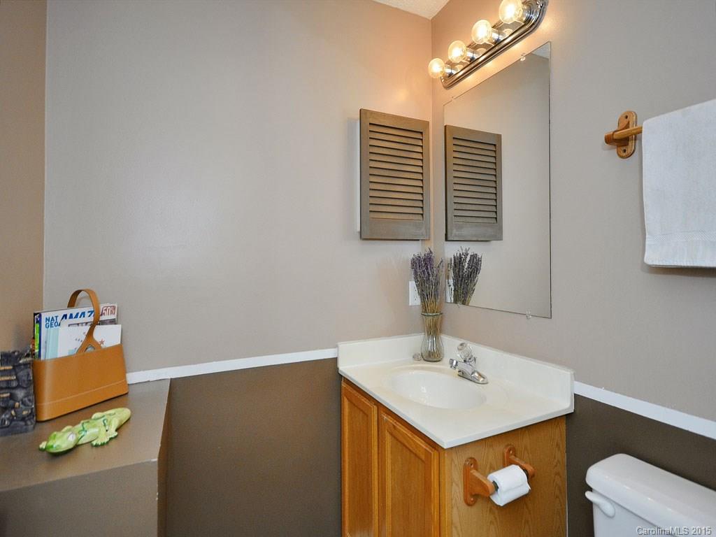 95 Guffey Mountain Road Fairview, NC 28730 - Photo 13 of 14 Gallery Image 13