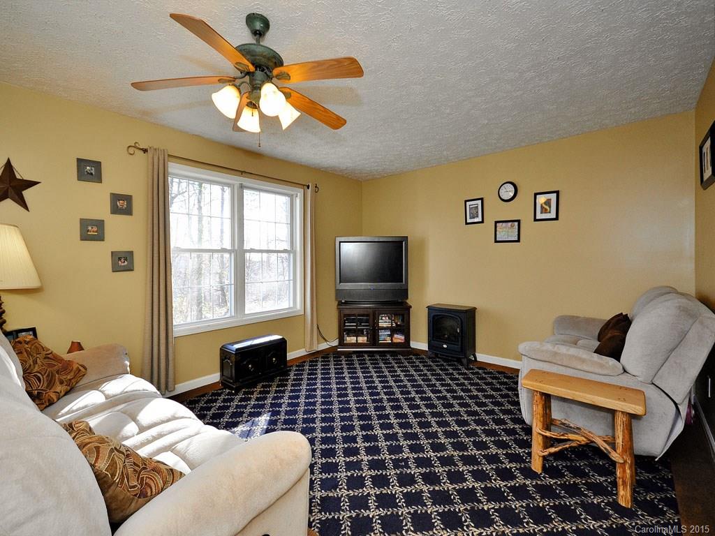 95 Guffey Mountain Road Fairview, NC 28730 - Photo 4 of 14 Gallery Image 4