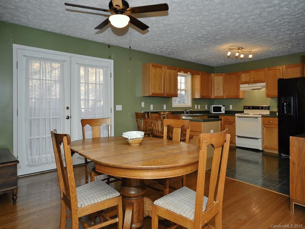 95 Guffey Mountain Road Fairview, NC 28730 - Photo 6 of 14 Gallery Image 6