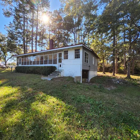 $315,000 | 109 Cove Lane, Eutawville, SC 29048