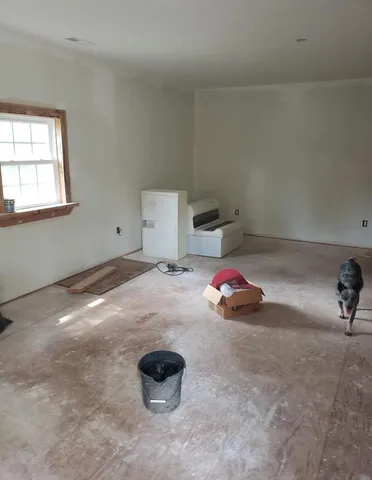 $315,000 | 109 Cove Lane, Eutawville, SC 29048