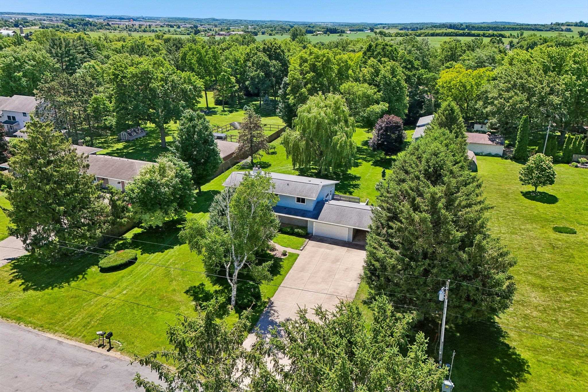 4833 Windsor Prairie Road DeForest, WI 53532 - Photo 1 of 53