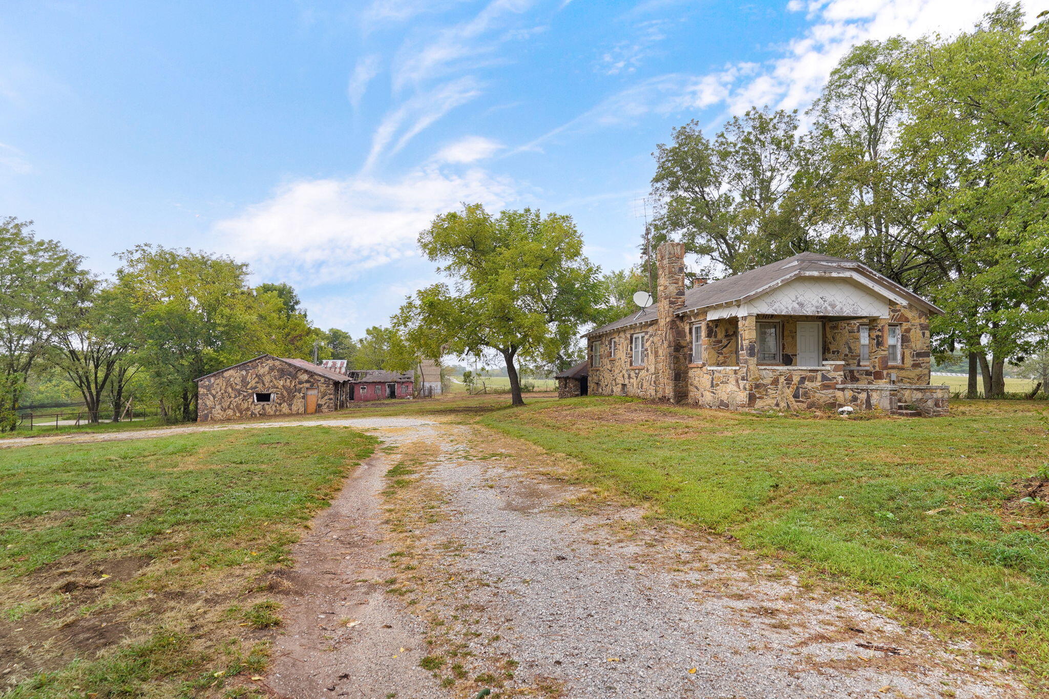 2033 Union Chapel Road Nixa, MO 65714 - Photo 11 of 34 2033 Union Chapel Rd-11