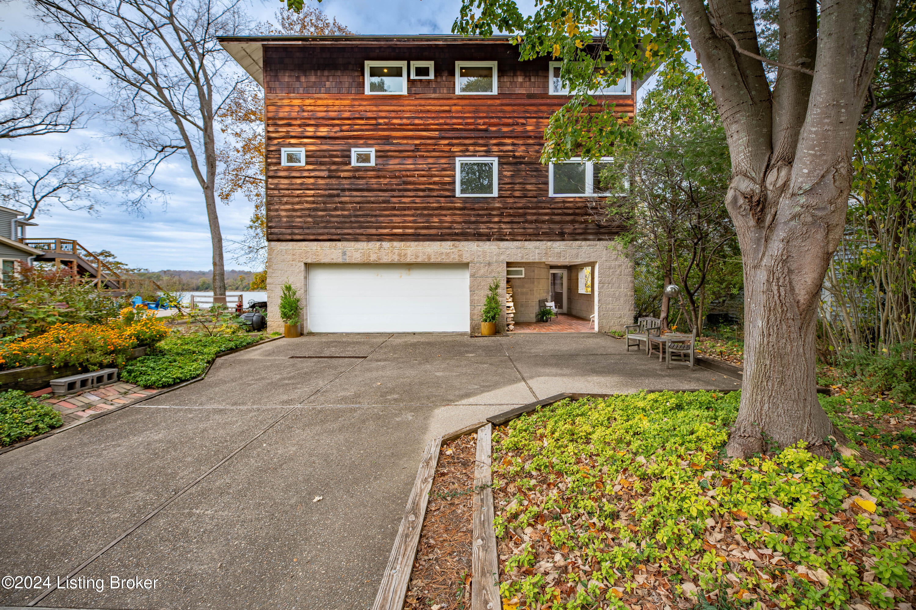 2706 Belknap Beach Road Prospect, KY 40059 - Photo 2 of 114 DSC02096-HDR