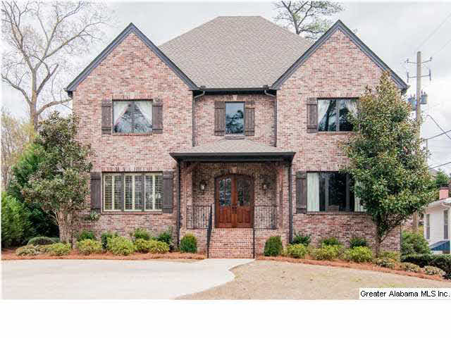1925 Wellington Road Homewood, AL 35209 - Photo 1 of 32