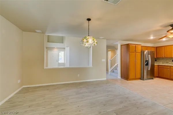 $2,400 | 936 Midpride Street, Las Vegas, NV 89144