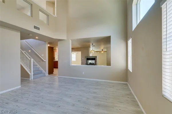 $2,400 | 936 Midpride Street, Las Vegas, NV 89144