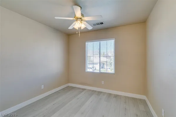 $2,400 | 936 Midpride Street, Las Vegas, NV 89144