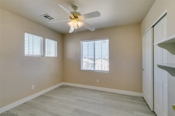 $2,400 | 936 Midpride Street, Las Vegas, NV 89144