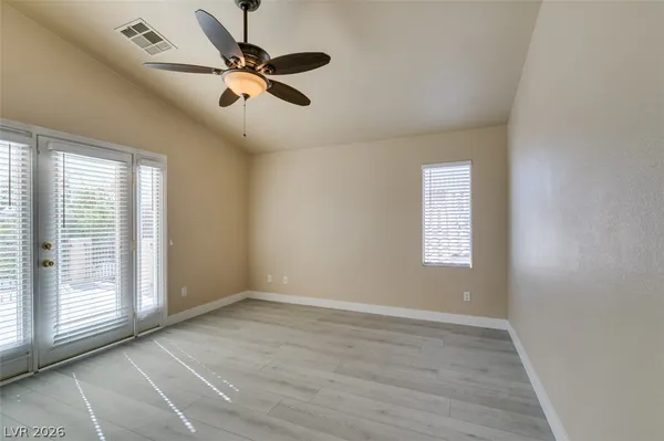 $2,400 | 936 Midpride Street, Las Vegas, NV 89144