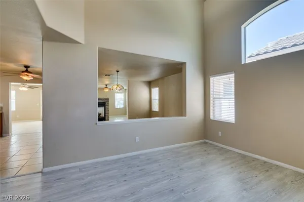 $2,400 | 936 Midpride Street, Las Vegas, NV 89144