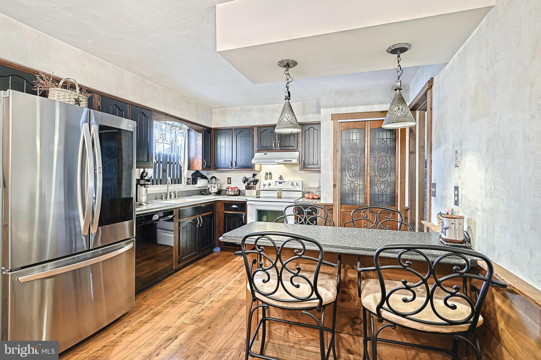 387 Sunset Road Thomasville, PA 17364 - Photo 16 of 32 Gallery Image 16