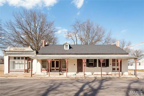 $2,200 | 301 West Laurel Street, Millstadt, IL 62260