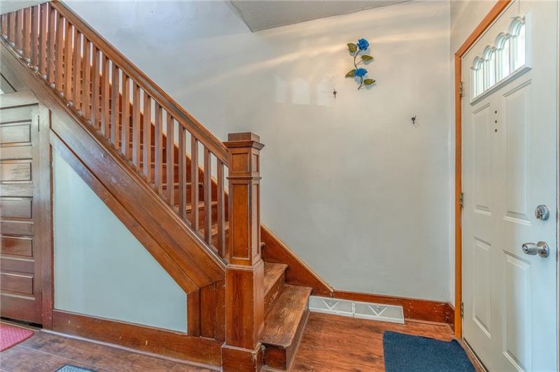 339 Fairoaks Street McKees Rocks, PA 15136 - Photo 8 of 12
