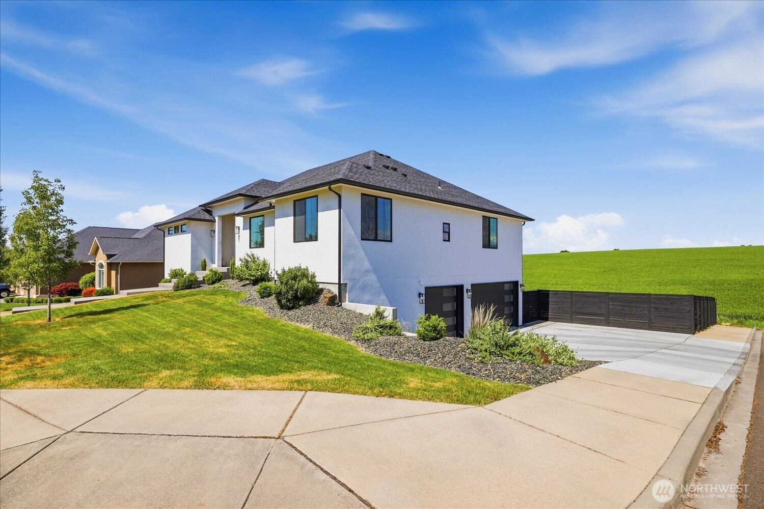 87 Coyote Ridge Drive Walla Walla, WA 99362 - Photo 3 of 40