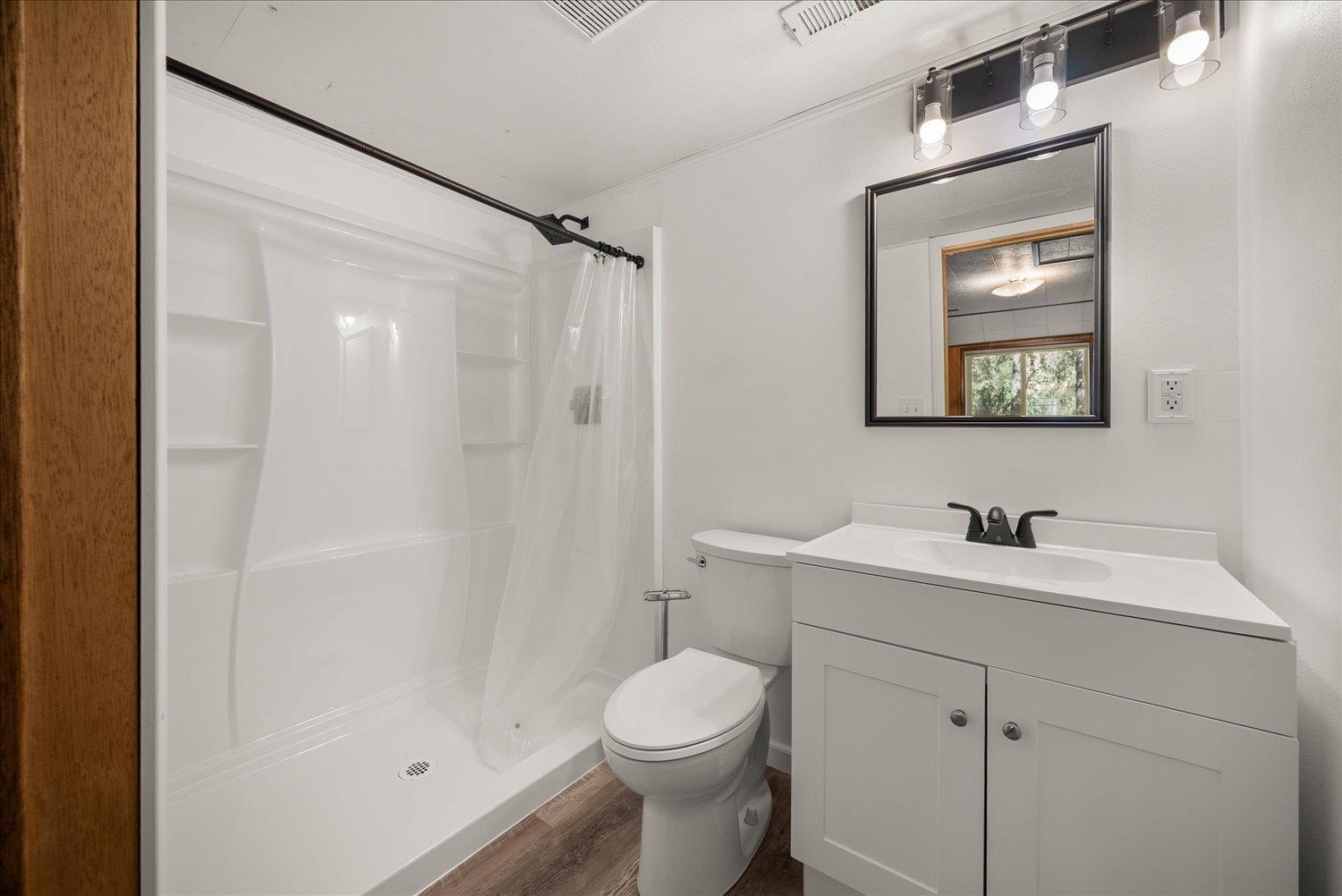 4105 East Center Road Mead, WA 99021 - Photo 27 of 49 Gallery Image 27