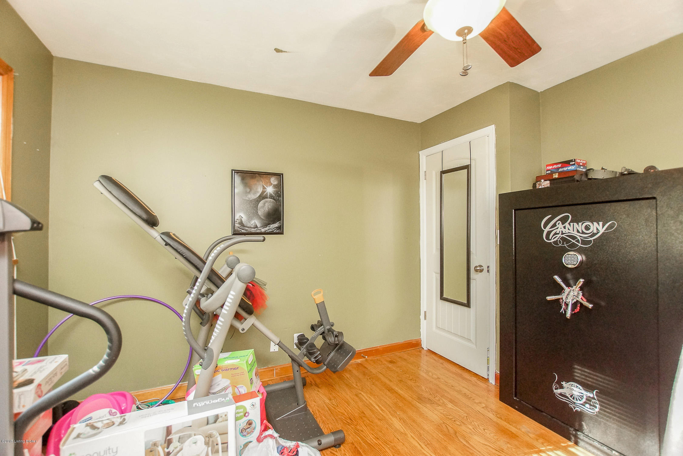 4308 Lambert Road Louisville, KY 40219 - Photo 21 of 39 Bedroom 2 3