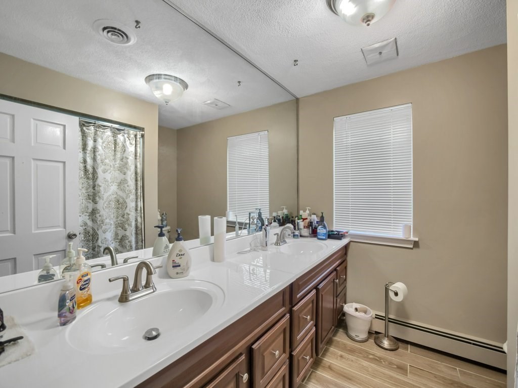 16 Stewart Road North Reading, MA 01864 - Photo 20 of 40 Gallery Image 20