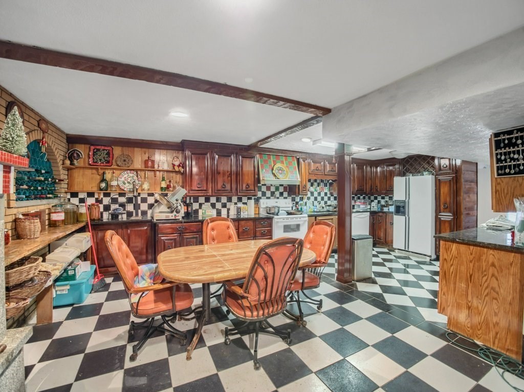 16 Stewart Road North Reading, MA 01864 - Photo 23 of 40 Gallery Image 23